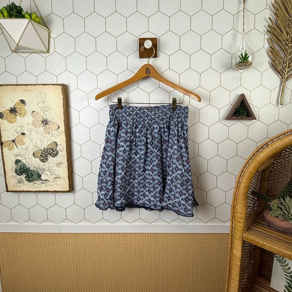 Old Navy Blue Geometric Print Elastic-Waist Mini Skirt - Size - Medium - Picture 1 of 5